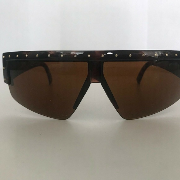 Gianni Versace Rare Vintage Sunglasses, unisex. main image 4